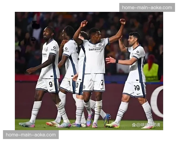 从0-2到2-2：复盘国际米兰客场逼平巴萨的战术调整