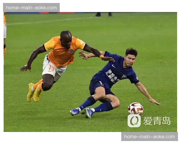 沧州雄狮1-1战平青岛西海岸，两队各取一分仍处降级区边缘